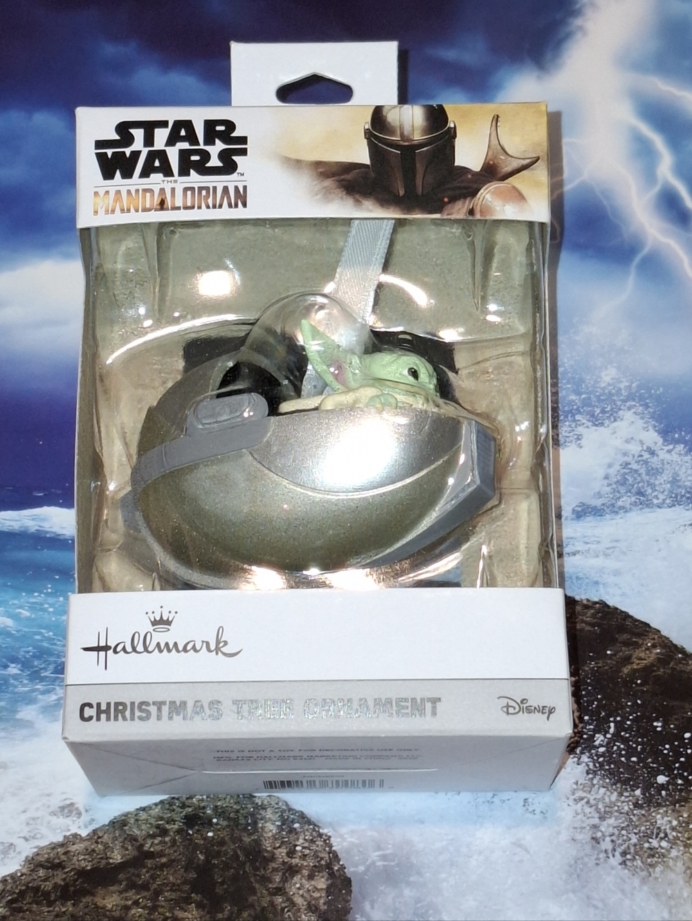 2020 Hallmark Ornament  Star Wars The Mandalorian The Child Baby Yoda VHTF BNIWB